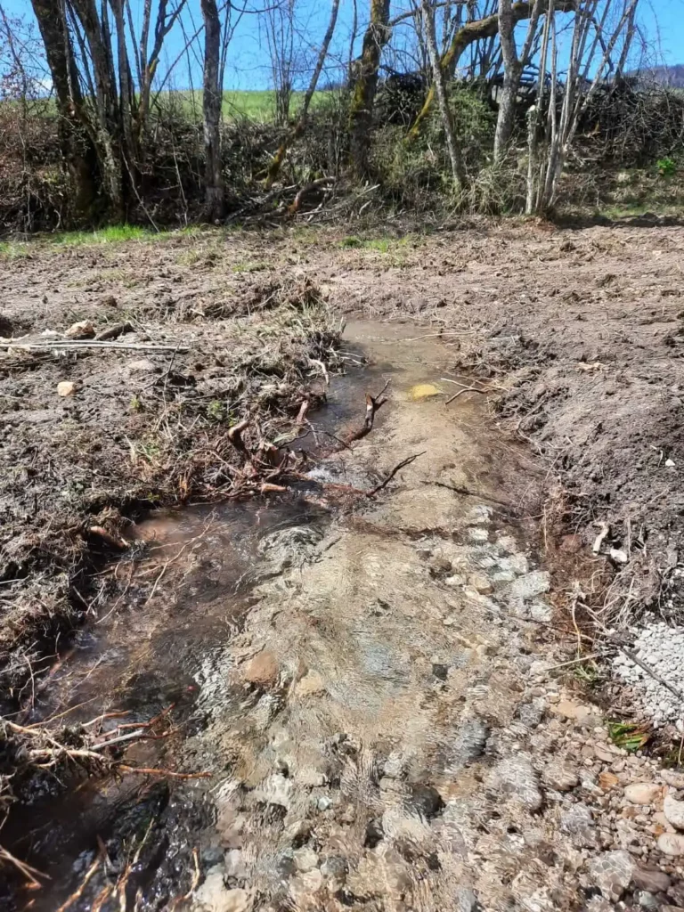 Chantier De Restauration Morphologique De La Fronde Charix 1